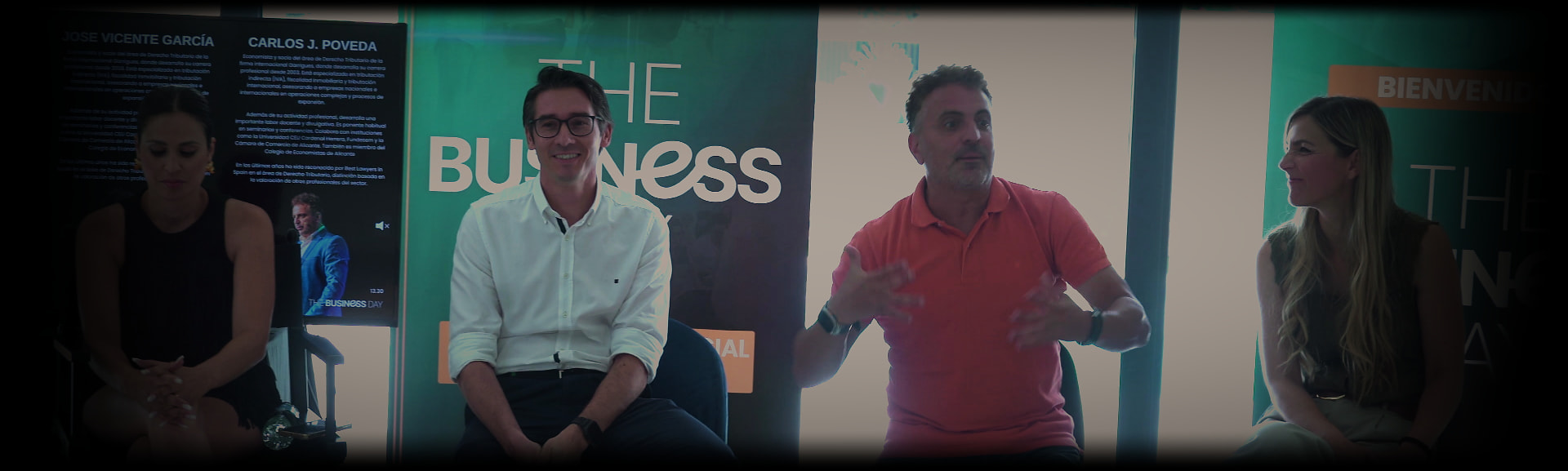 Mesa redonda con expertos